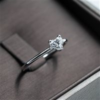 Fabriano - Piazza del Comune 25 - Ringe Lux Gioielli Dame in Weißgold Diamante 0.50 Ct ANL3542;050;Q;BI - ANL3542;050;Q;BI